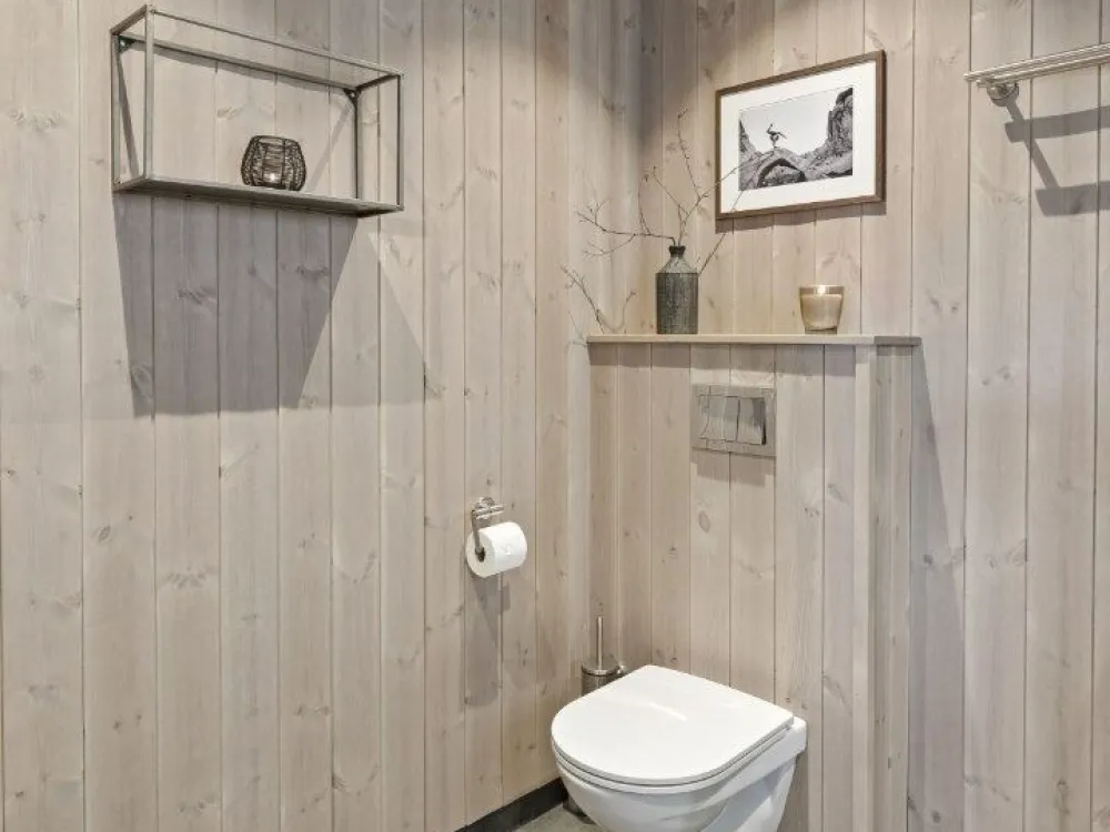KVITFJELL VARDEN LODGE