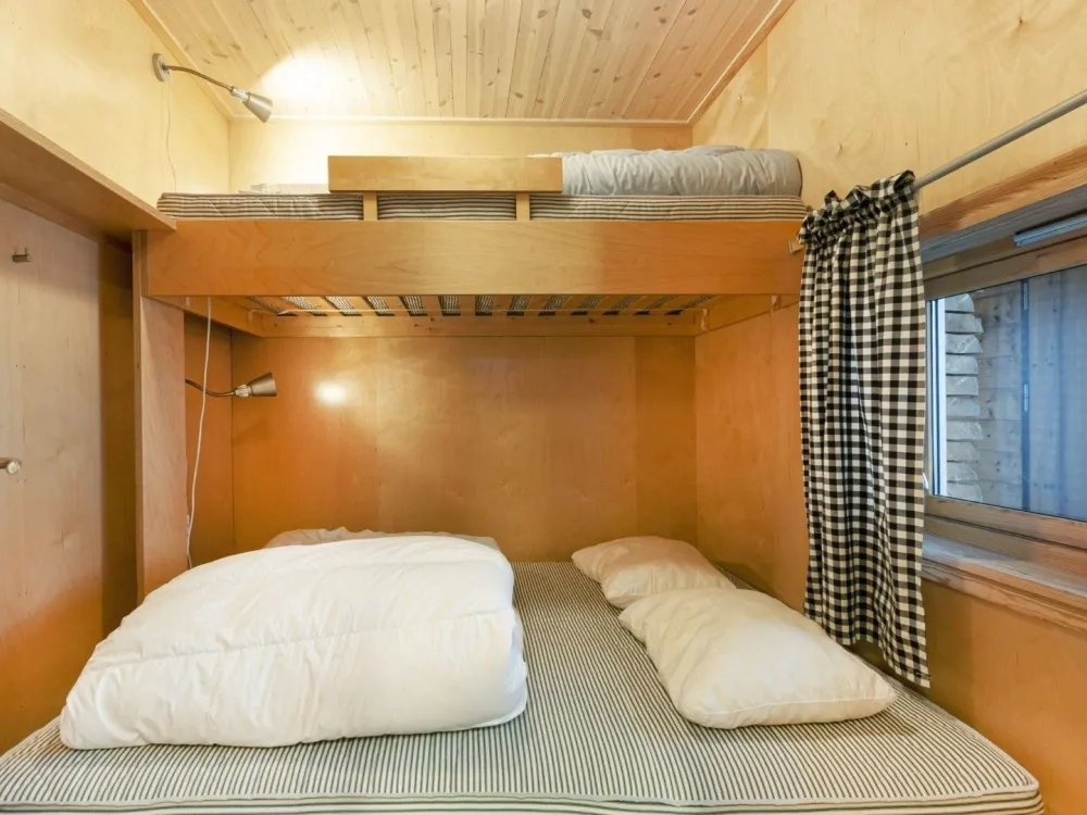 BASE CAMP 121