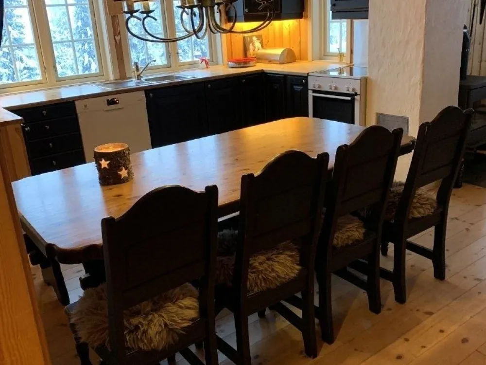 BJØNNLISKARDET 13