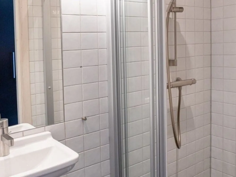 BJØNNLISKARDET 69
