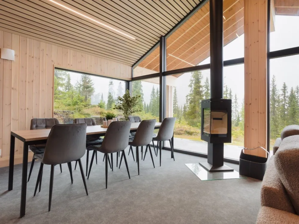 VARDEN CHALET 9