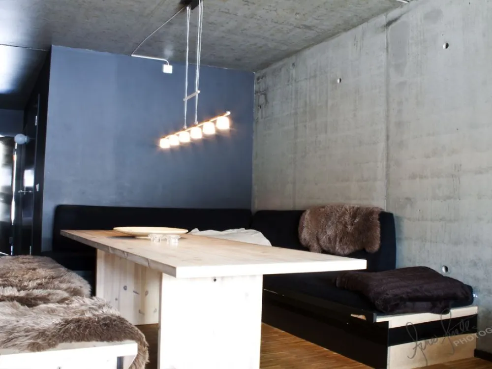 Studio H A302