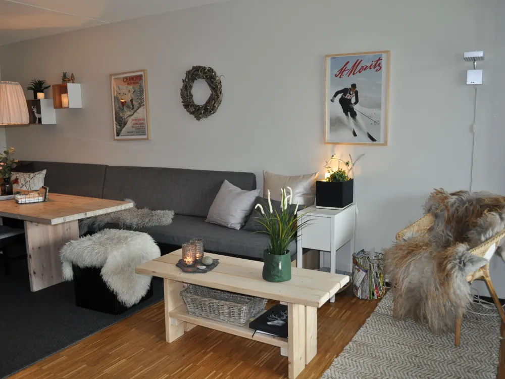 Studio H A103