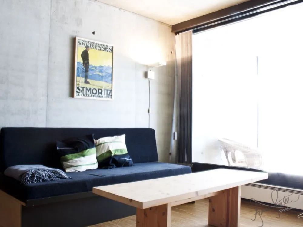 Studio H A302