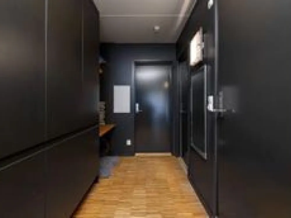 Studio H A208