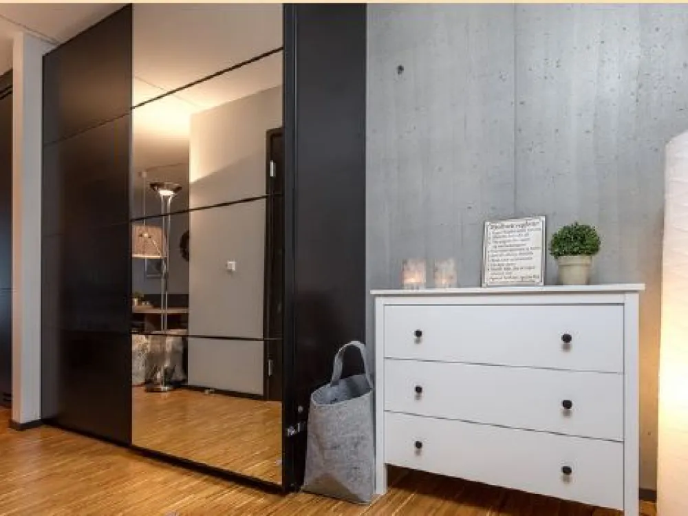 Studio H A103