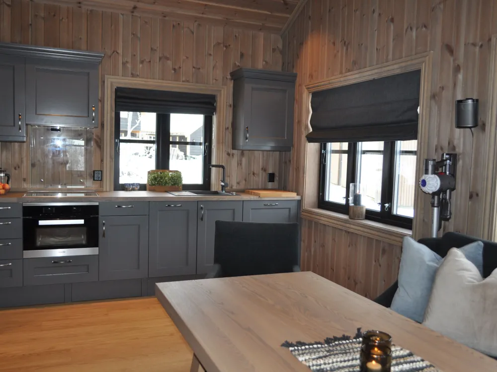Anneks Vardenvegen 290
