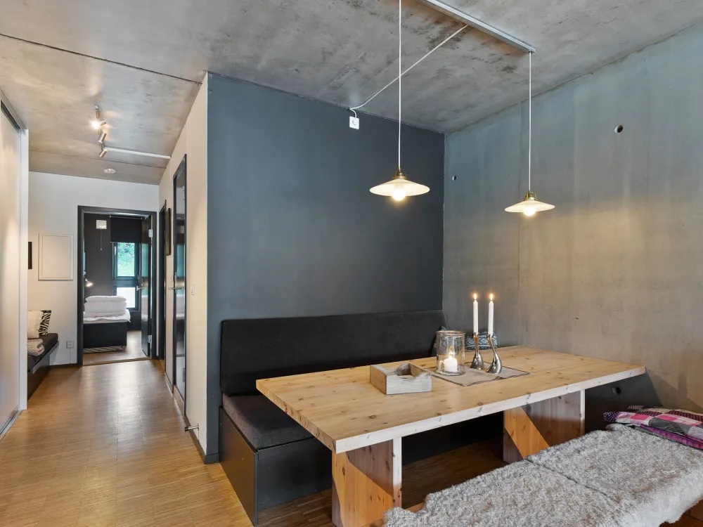 Studio H A202