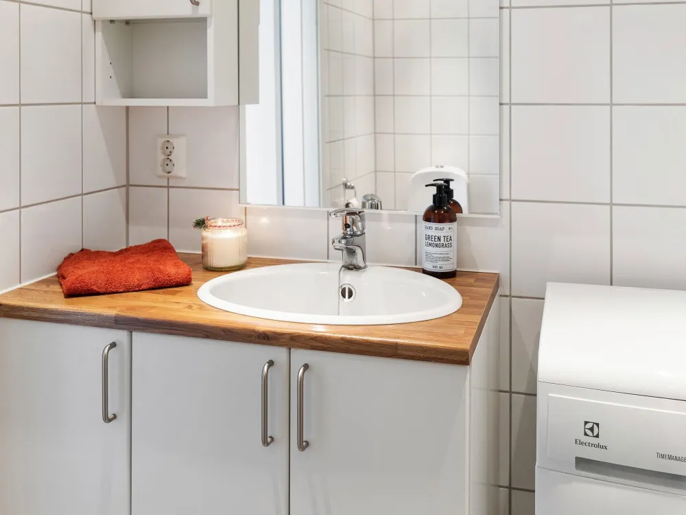 KRYSTALLEN B202